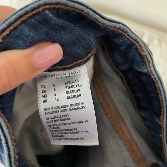 American Eagle distressed skinny jeans - high rise jegging - size 6 regular - Picture 5 of 6